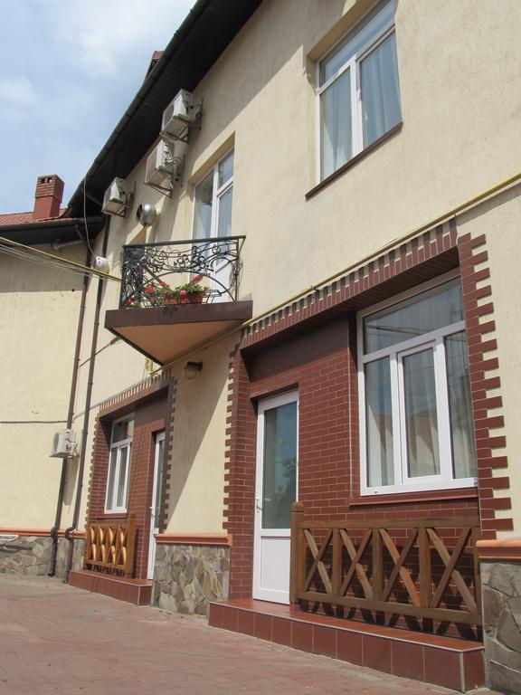Kaiser Hotel Csernyivci Kültér fotó