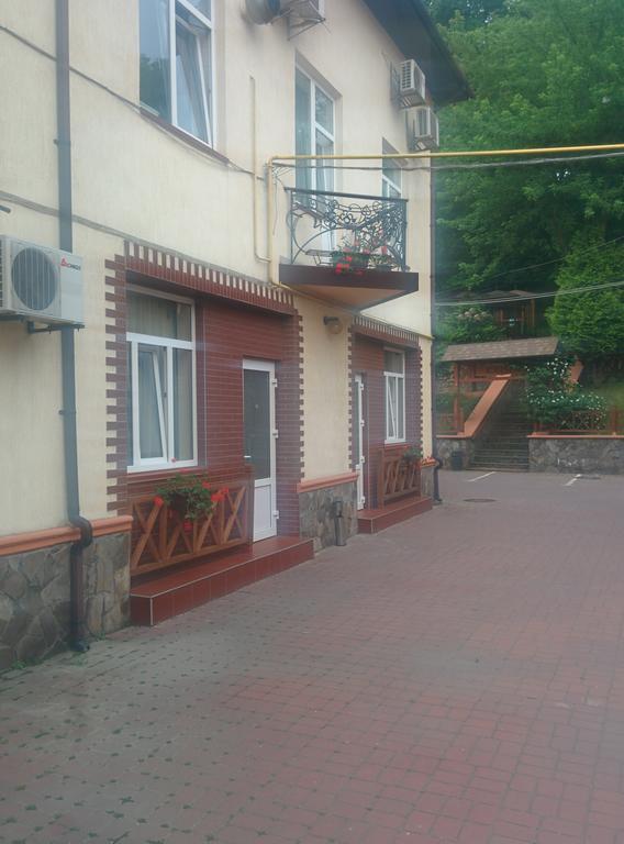 Kaiser Hotel Csernyivci Kültér fotó